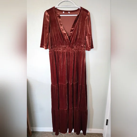 Baltic Born | NWOT Artemis Velvet Maxi Dress Size 1XL - Picture 6 of 11